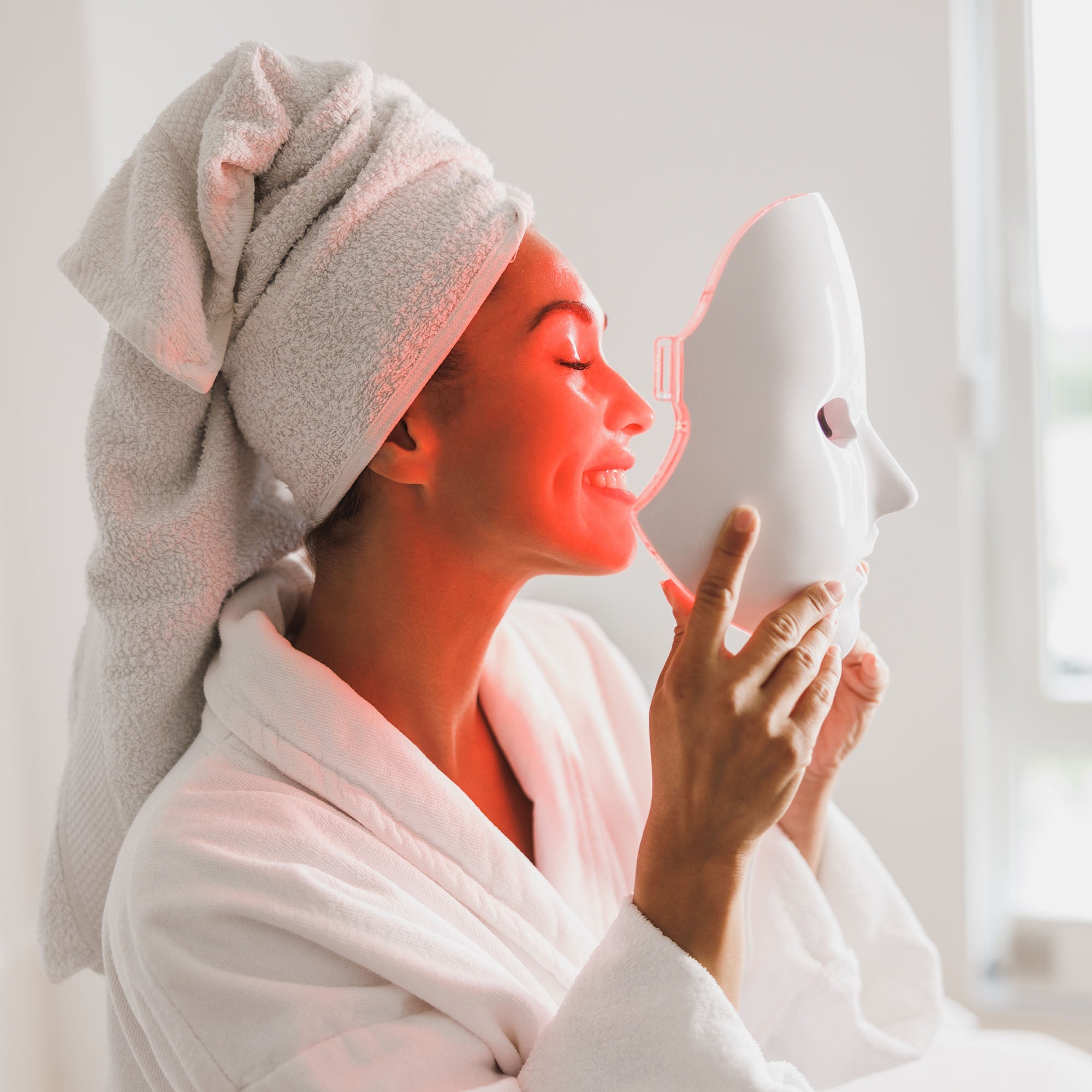 Pursonic Ultimate LED Rejuvenation Set: Face Mask, Eye Mask & 7-in-1 Light Therapy Device